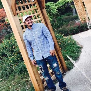 Meet your Posher, Alejandro